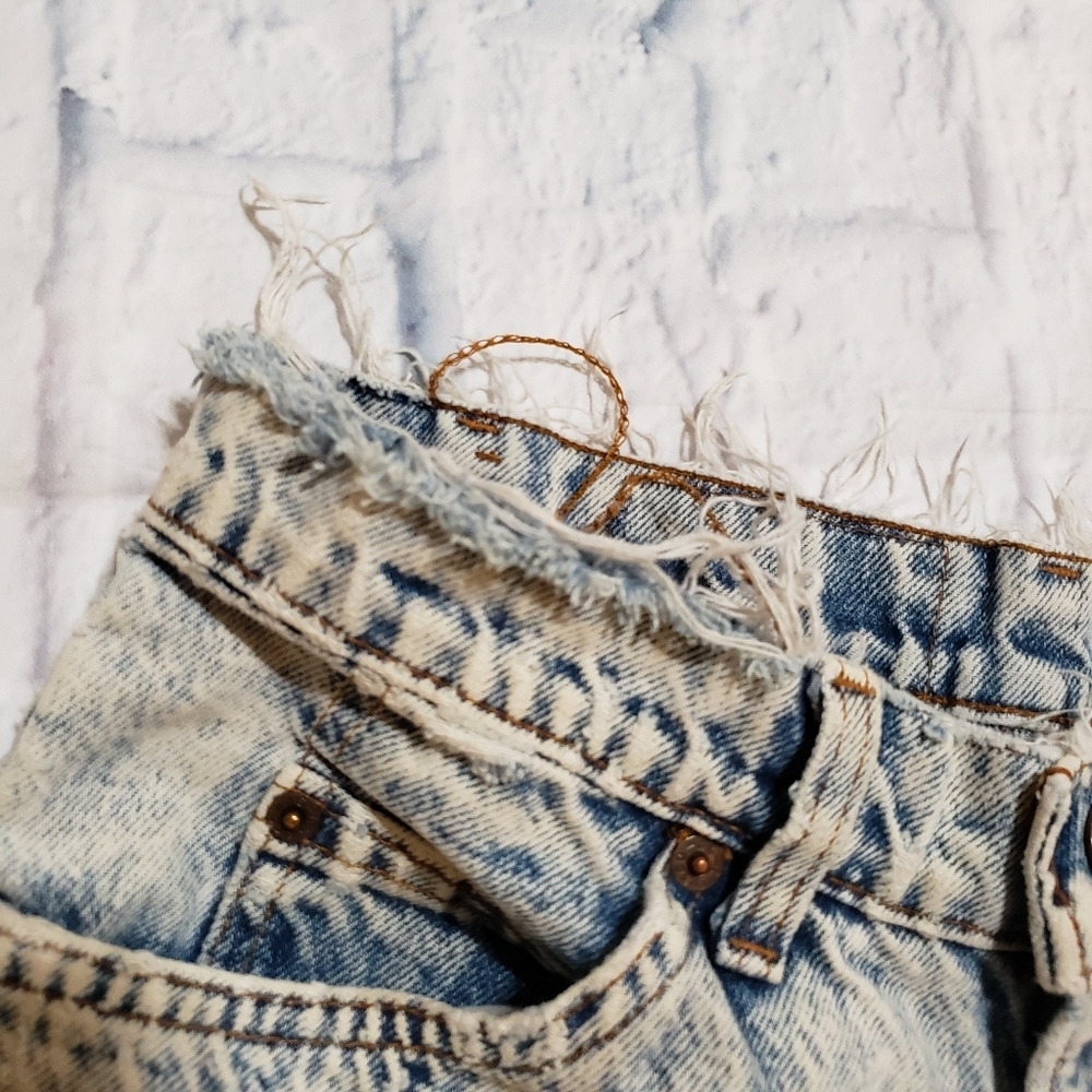 VINTAGE ORANGE TAB Distressed ACID WASH Levi’s Shorts - Picture 4 of 15
